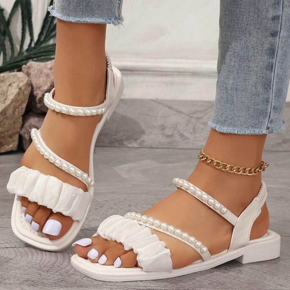 White pearl flats